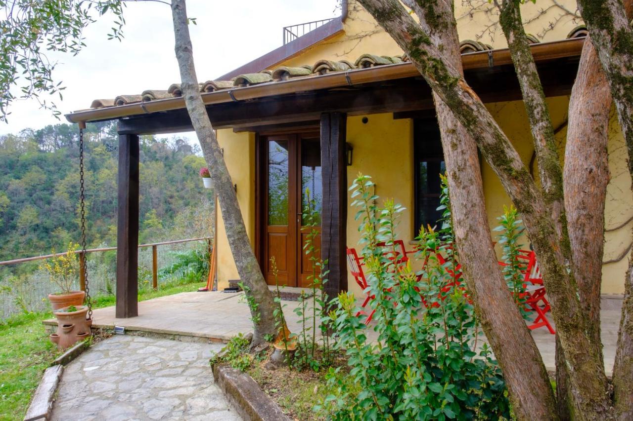Le Case Gialle Gualdo Cattaneo Exterior foto