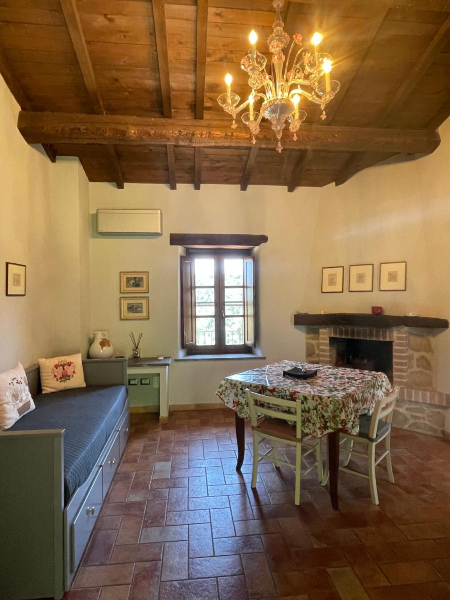 Le Case Gialle Gualdo Cattaneo Exterior foto